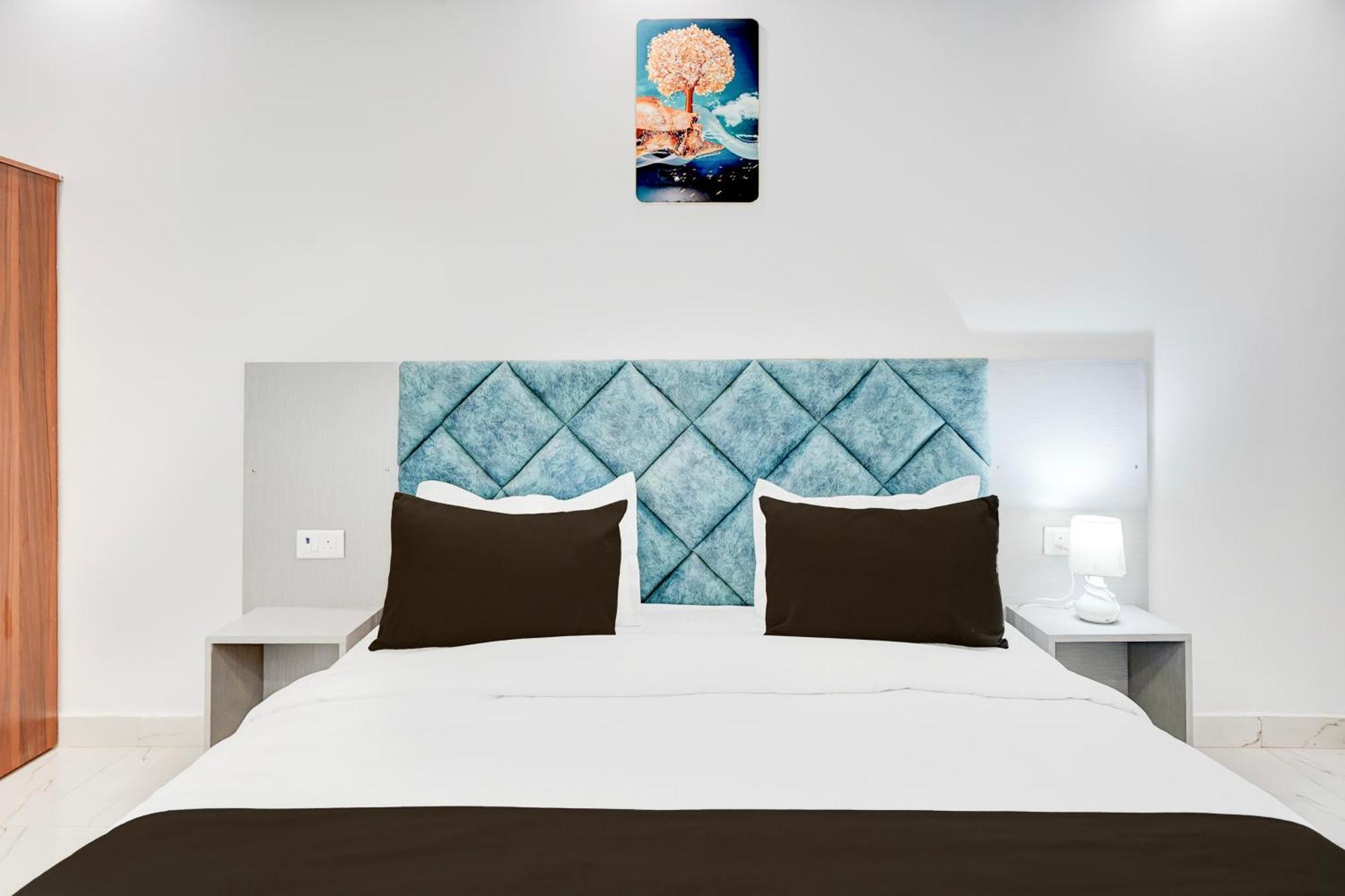 Fabhotel Villa The Suites Prayagraj Exterior foto
