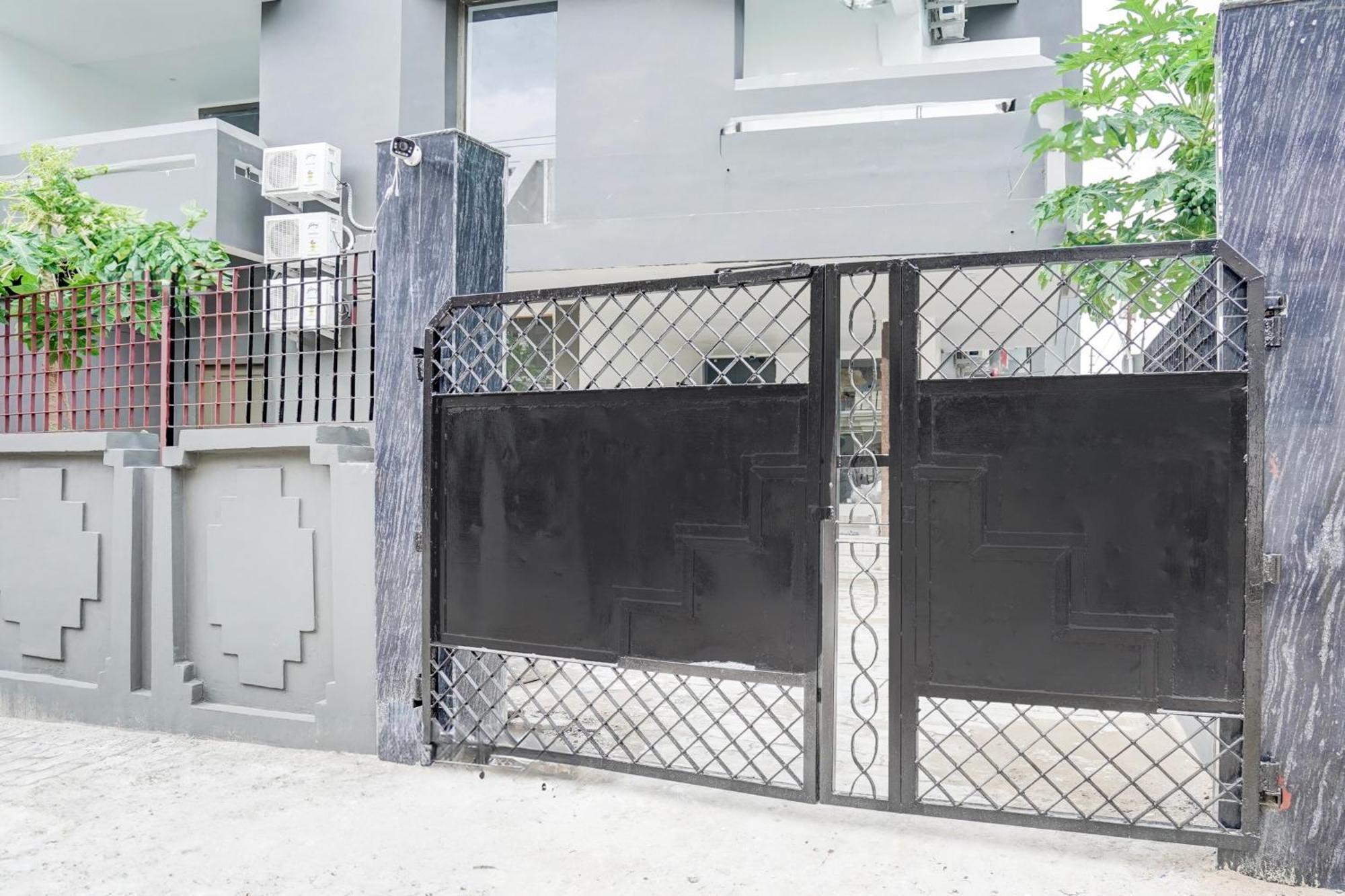 Fabhotel Villa The Suites Prayagraj Exterior foto